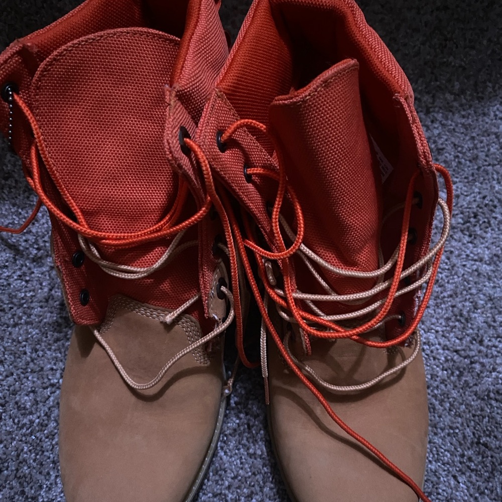 Timberland Tan and Red Combat Boots Lace-Up Design
